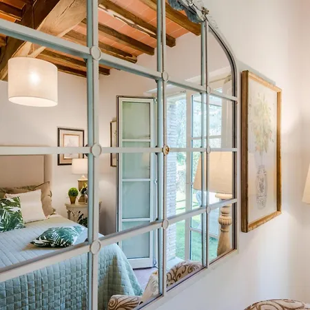 Luxury Country With Pool In Lucca 아파트