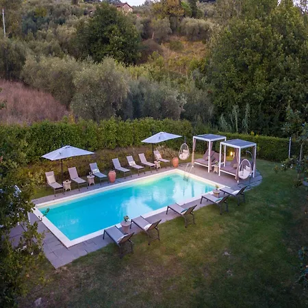 Luxury Country With Pool In Lucca 아파트