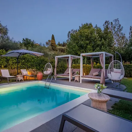 Luxury Country With Pool In Lucca 아파트