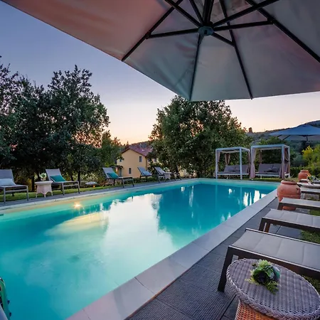 아파트 Luxury Country With Pool In Lucca San Gennaro (Lucca)