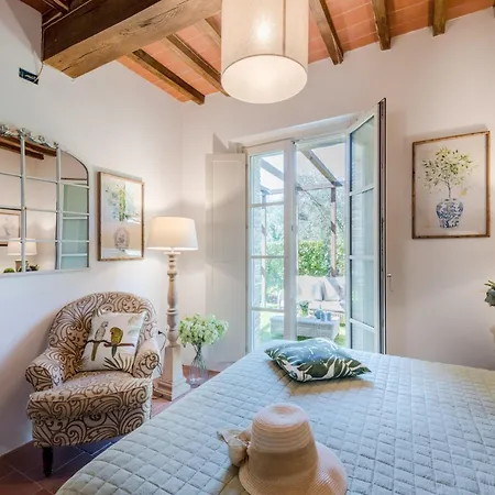 Luxury Country With Pool In Lucca 아파트